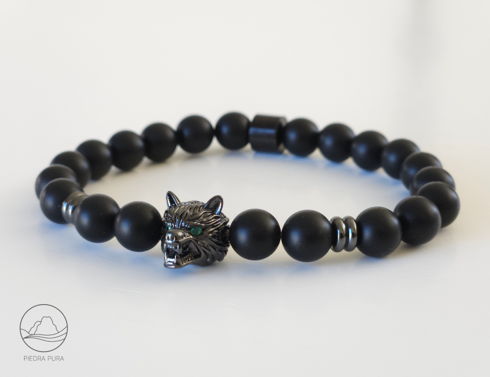 Lobo negro con zirconias y ónix